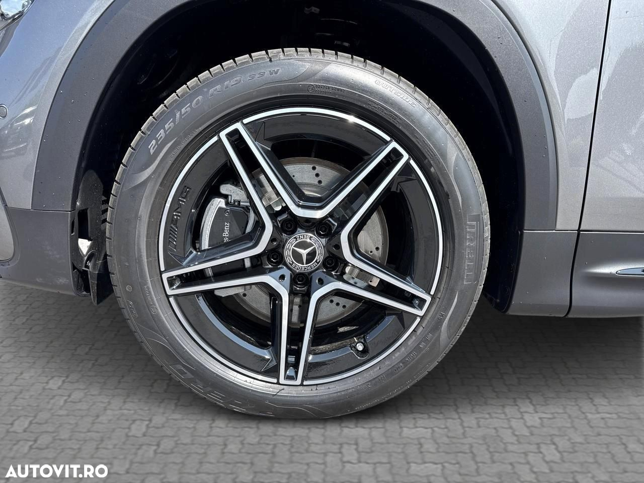Mercedes-Benz GLB 220 4MATIC MHEV Aut. - 5
