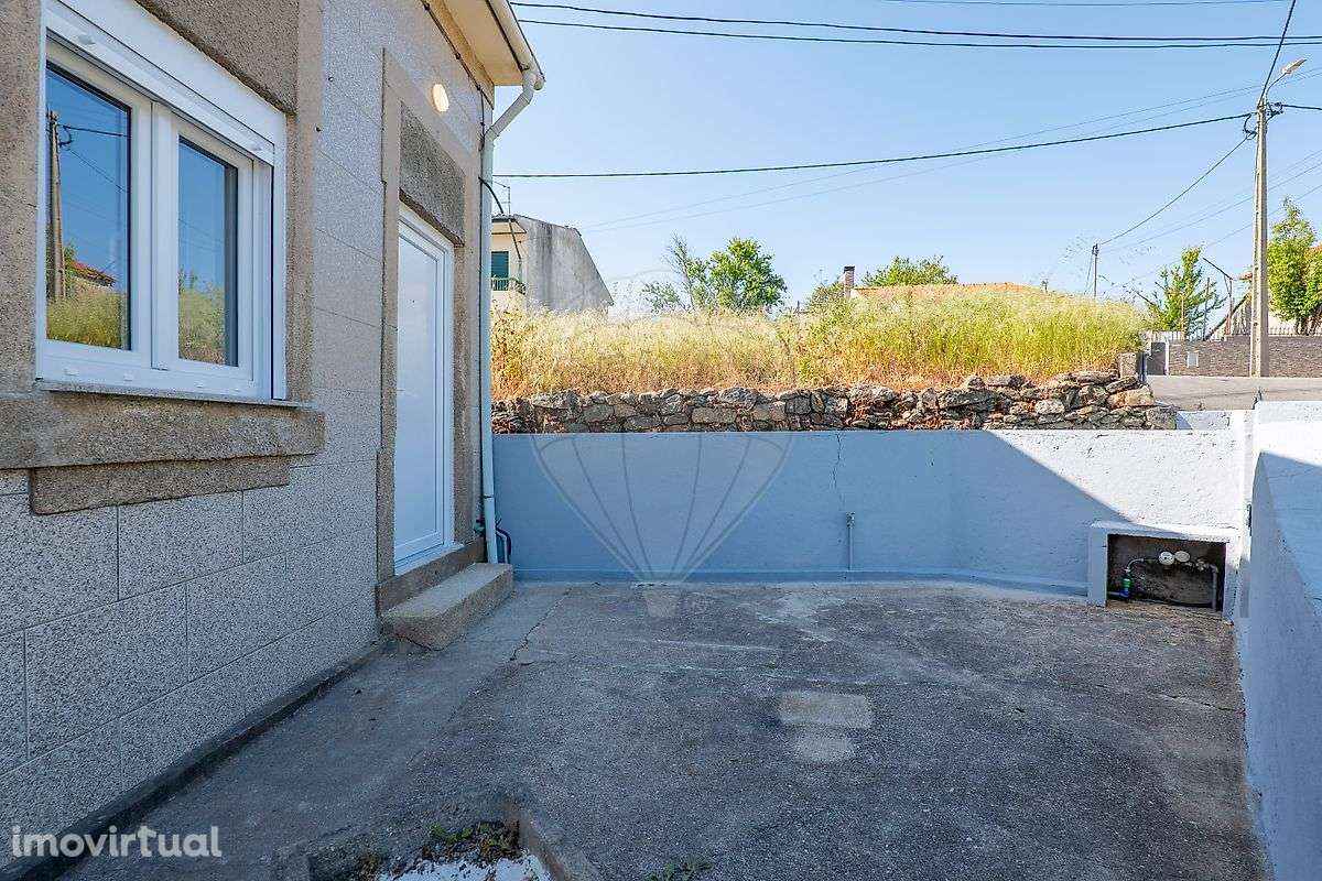 Moradia T1 para arrendamento - Grande imagem: 2/17