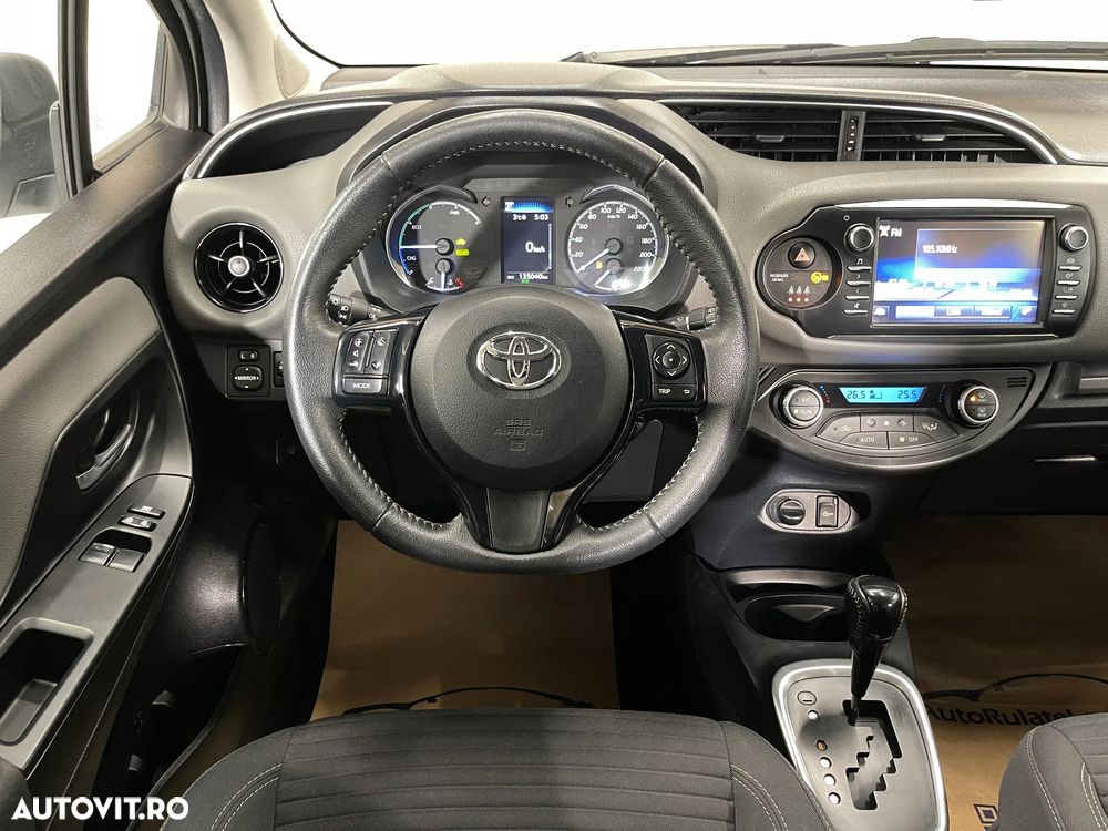 Toyota Yaris 1.5 VVT-i HSD Active - 6