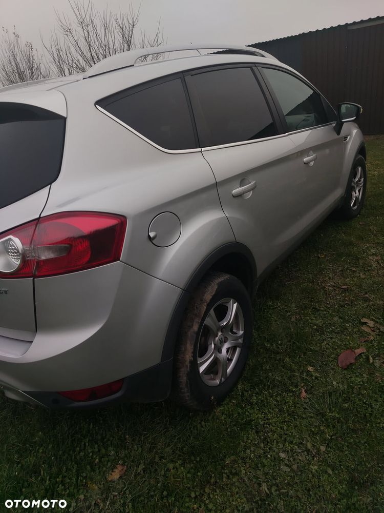 Ford Kuga 2.5 4x4 Trend - 2