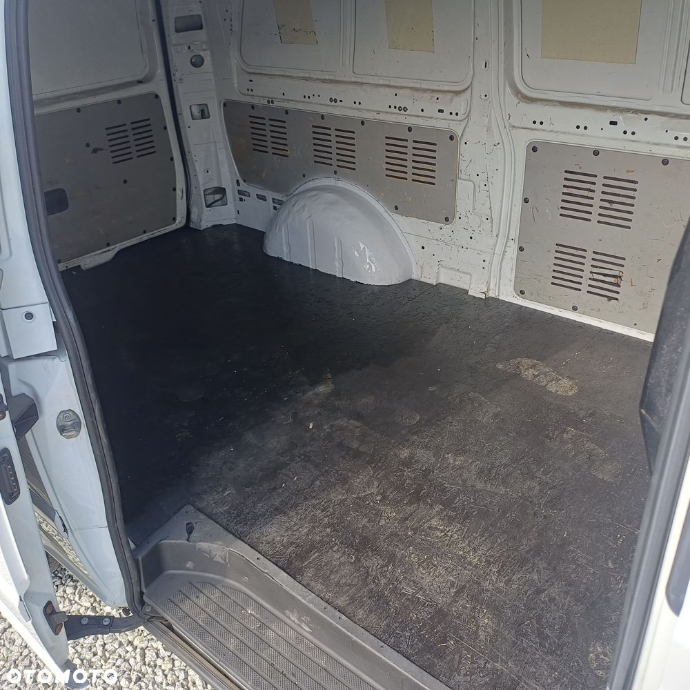 Mercedes-Benz Vito - 17
