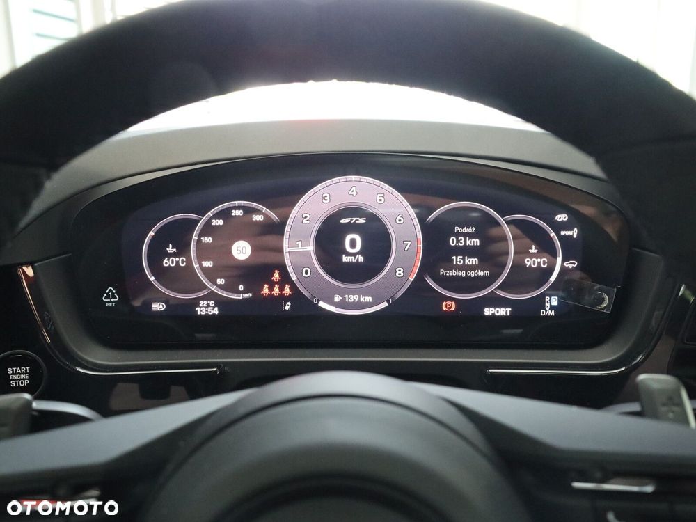 Porsche Cayenne - 25