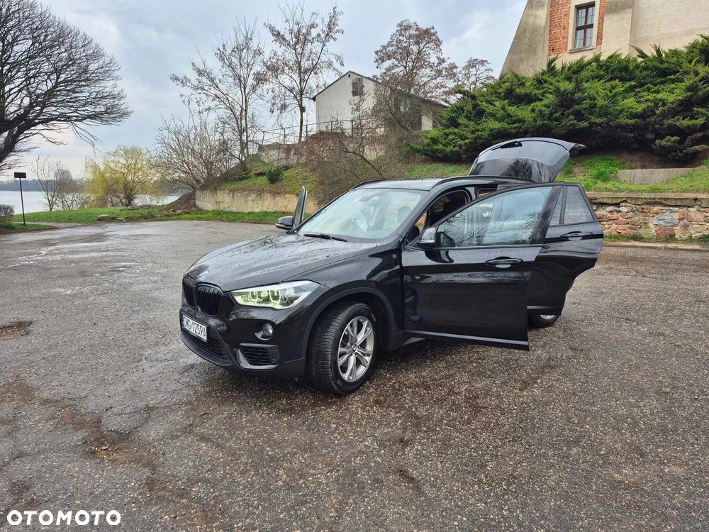 BMW X1 sDrive18d xLine - 9