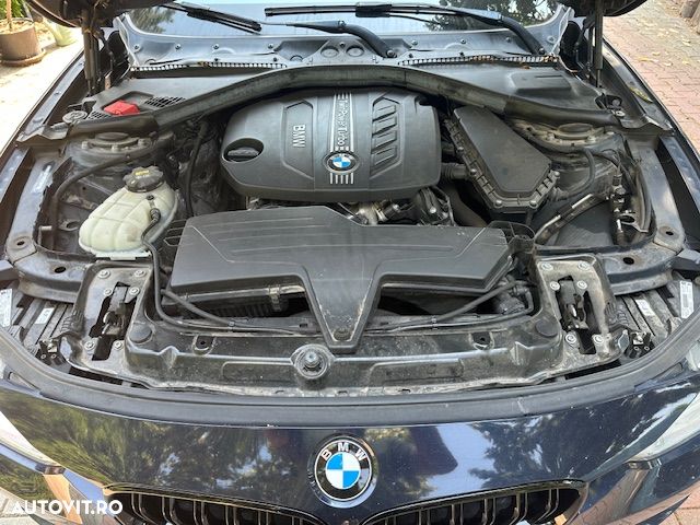 BMW Seria 3 318d Sport Line - 14