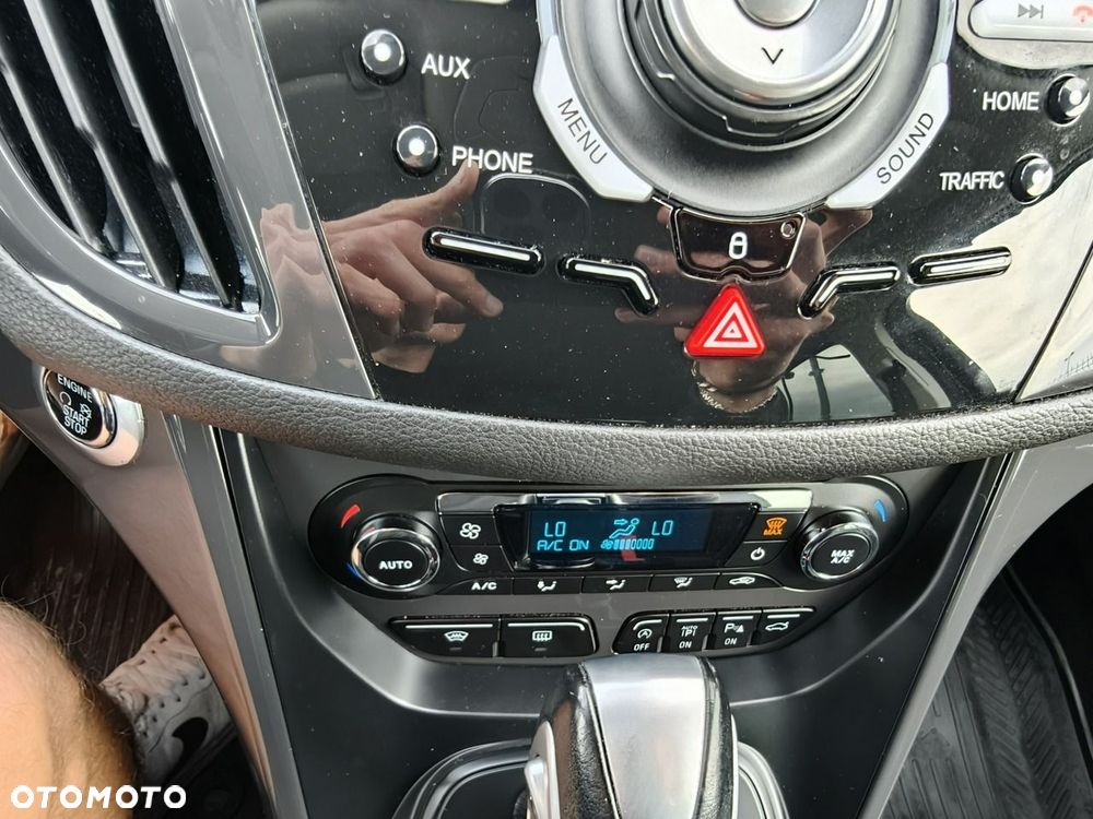 Ford Kuga - 34
