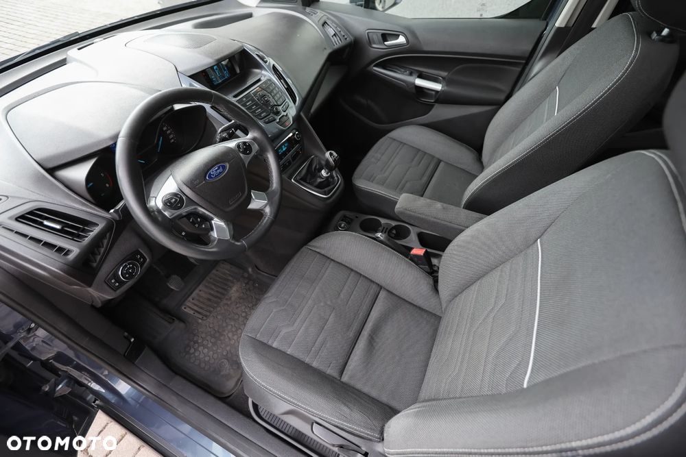 Ford Tourneo Connect - 18