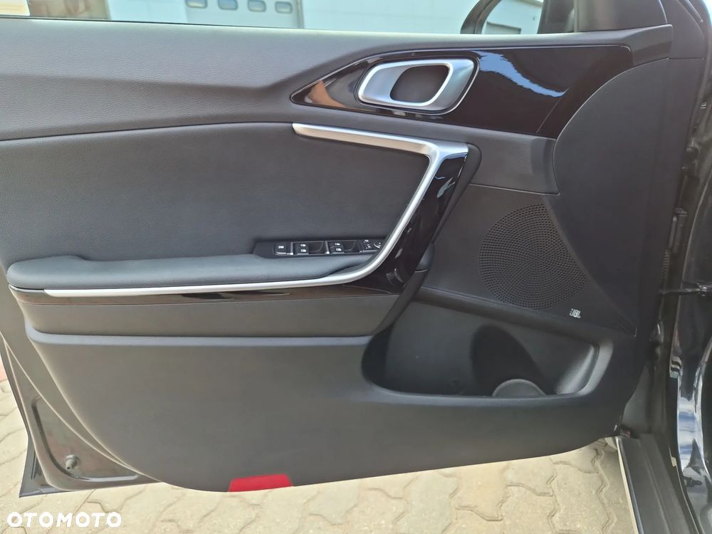 Kia XCeed 1.5 T-GDI Business Line DCT - 10