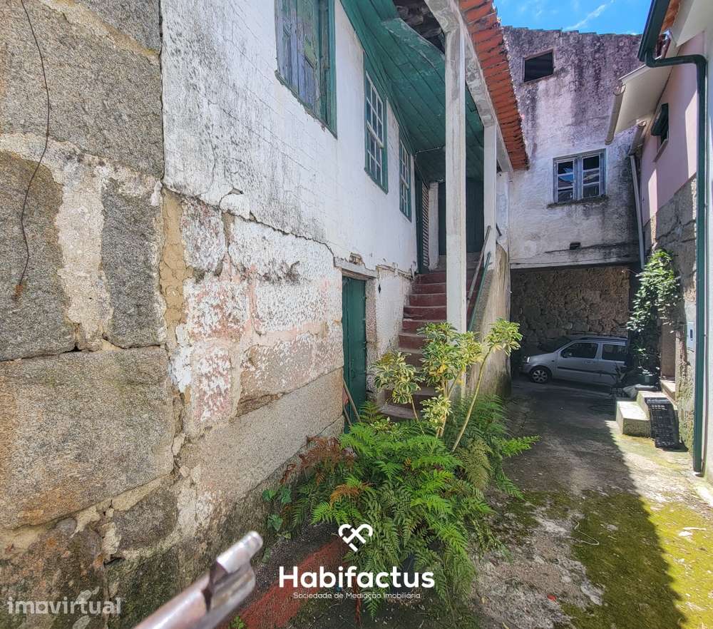 Moradia a venda para recontrução em Ortigueira, conselho de Seia. - Grande imagem: 5/30