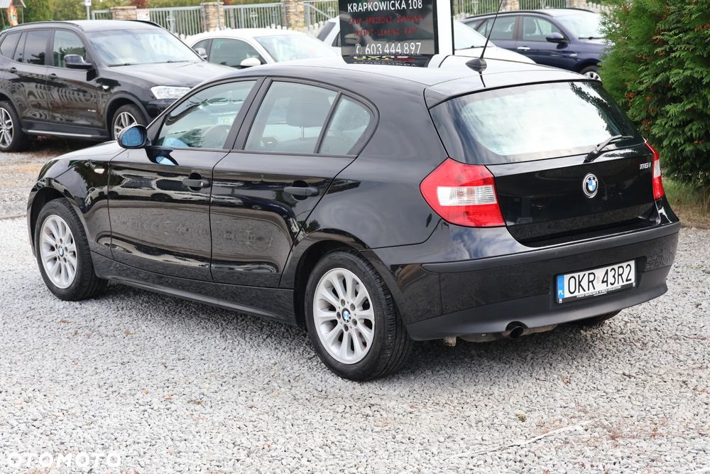BMW Seria 1 116i - 4
