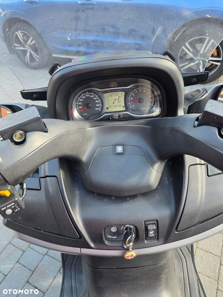Suzuki Burgman - 5