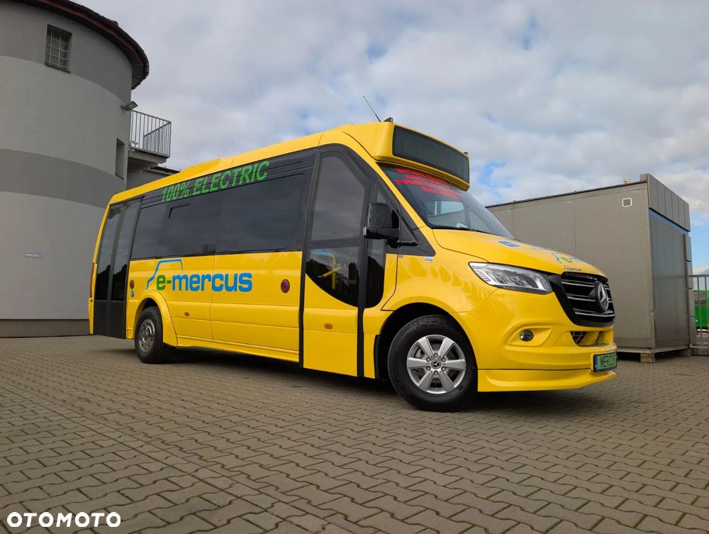 Mercedes-Benz eSprinter - 21
