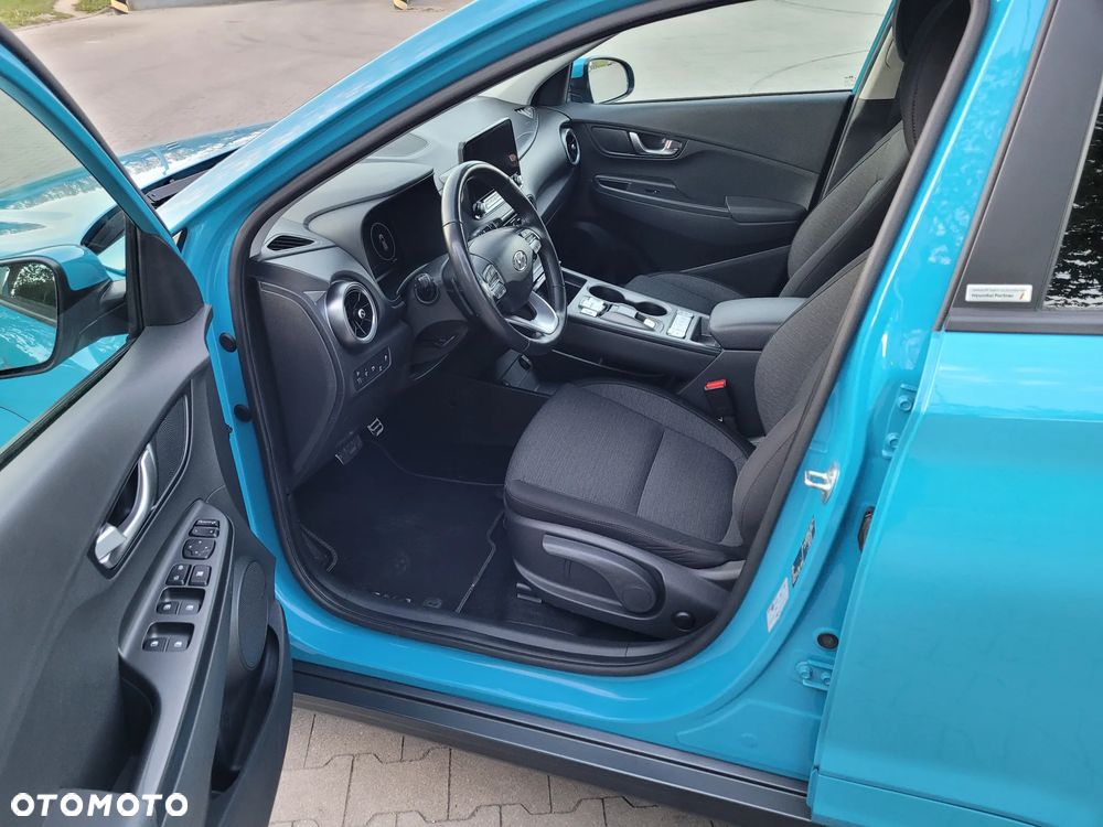 Hyundai Kona - 8