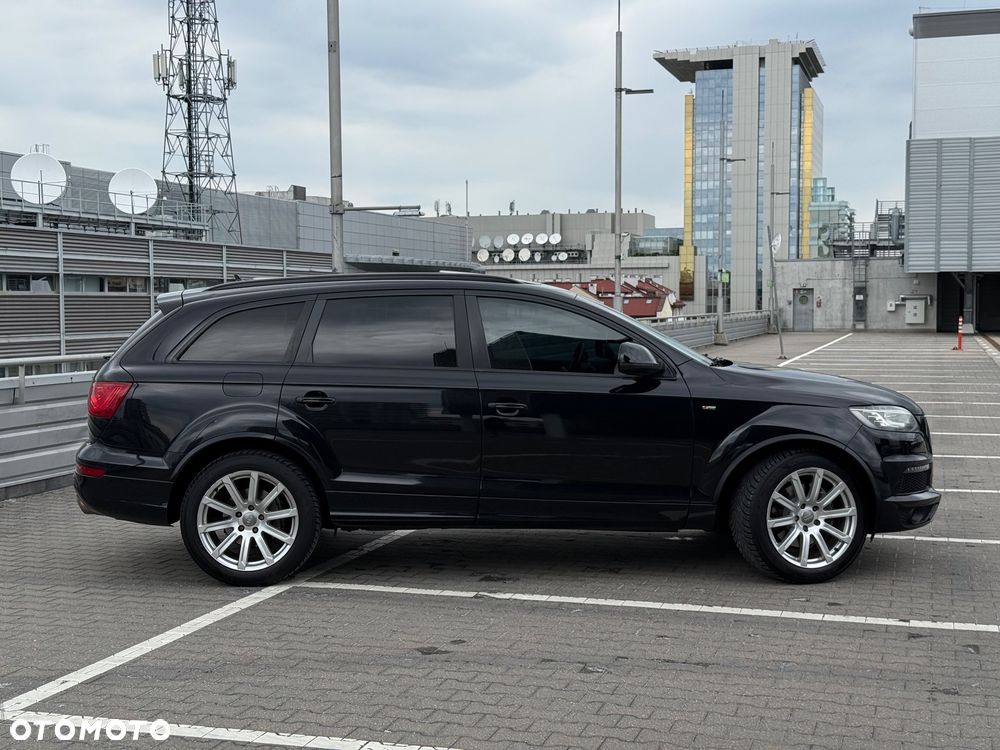 Audi Q7 - 10