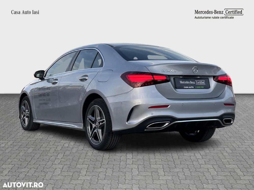 Mercedes-Benz A 250 e Sedan 8G-DCT AMG Line - 5