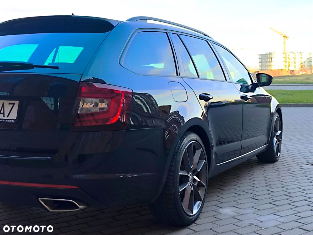 Skoda Octavia 2.0 TDI 4x4 DSG RS - 10