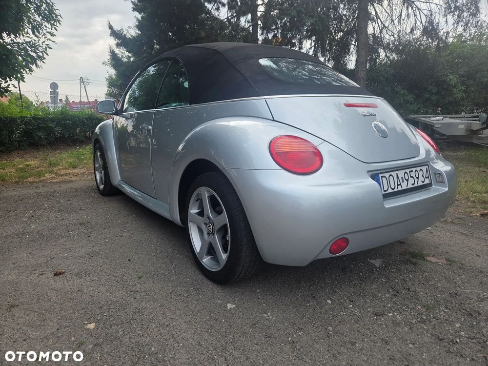 Volkswagen New Beetle 2.0 - 15