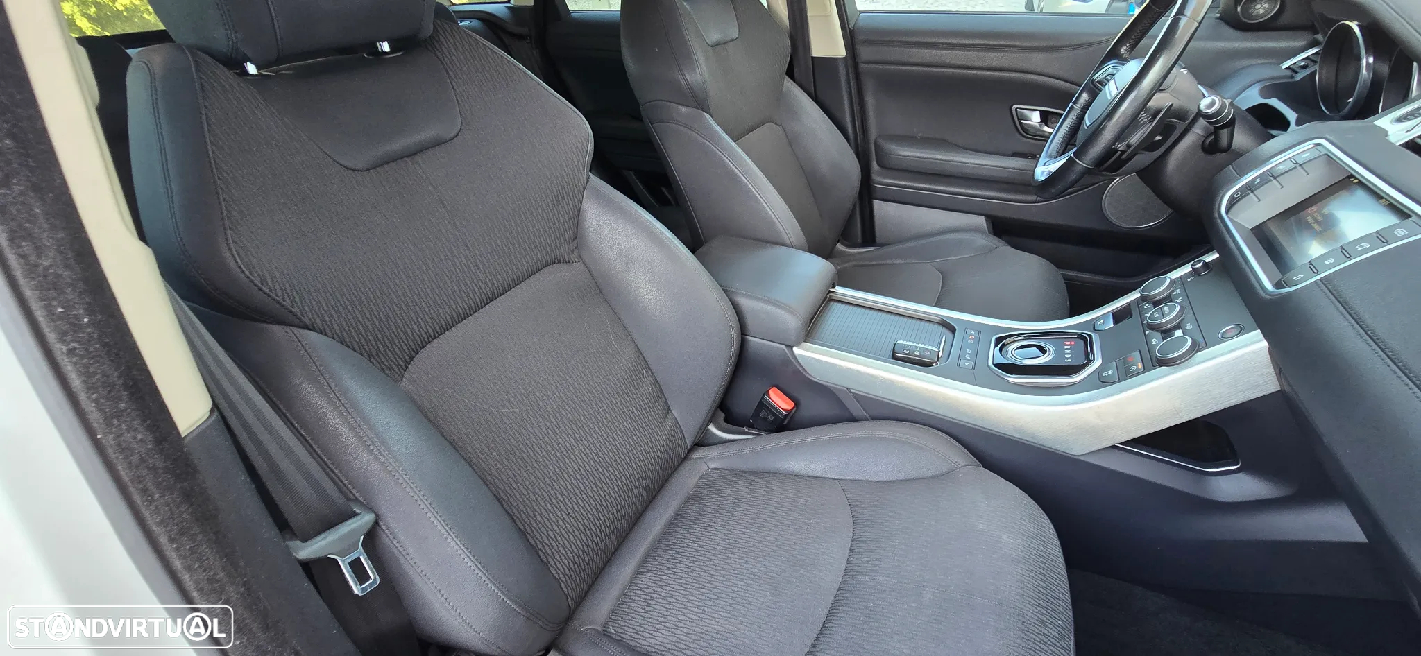Land Rover Range Rover Evoque 2.0 TD4 HSE Dynamic Auto - 45