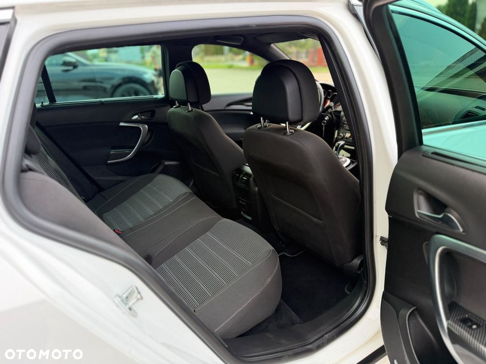 Opel Insignia - 22