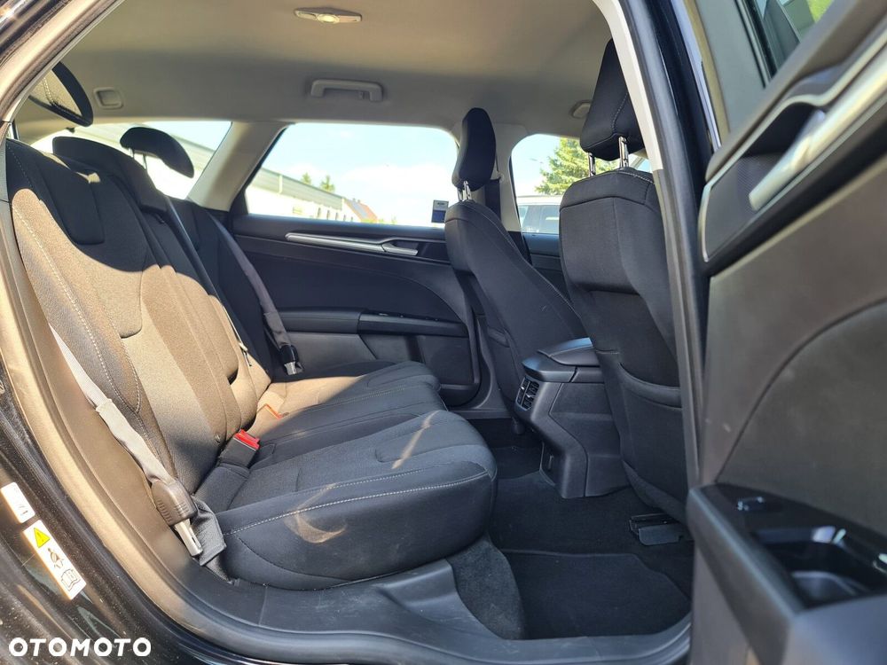 Ford Mondeo 2.0 TDCi Trend PowerShift - 29