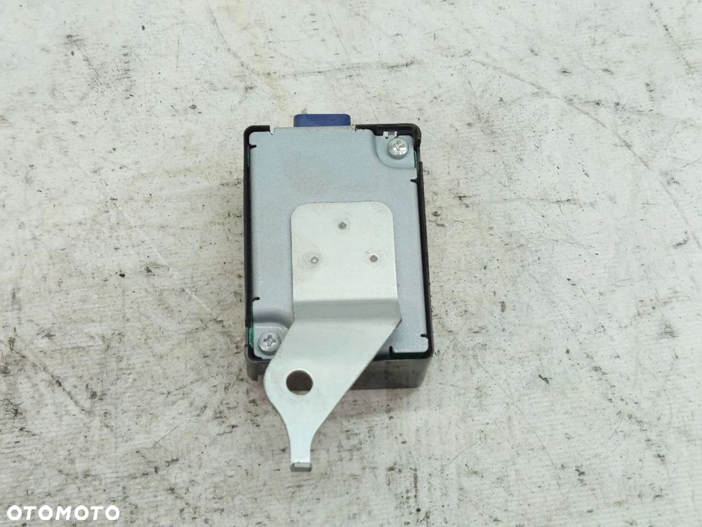 MODUŁ PRZEKAZNIK ANTENY SUBARU FORESTER IV SJ 88831FJ020 - 4