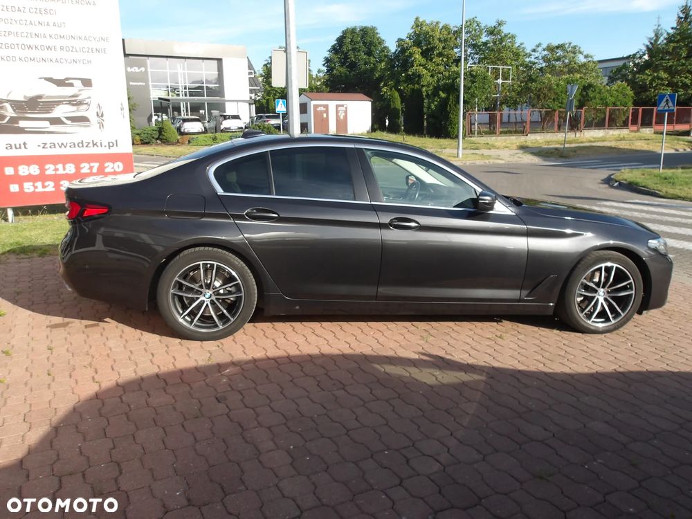 BMW Seria 5 520d Efficient Dynamics Edition Luxury Line - 8