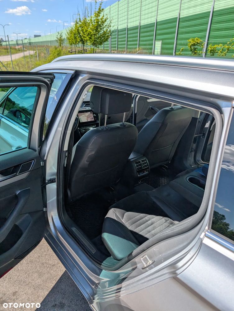 Volkswagen Passat 2.0 TSI BMT Highline DSG - 21