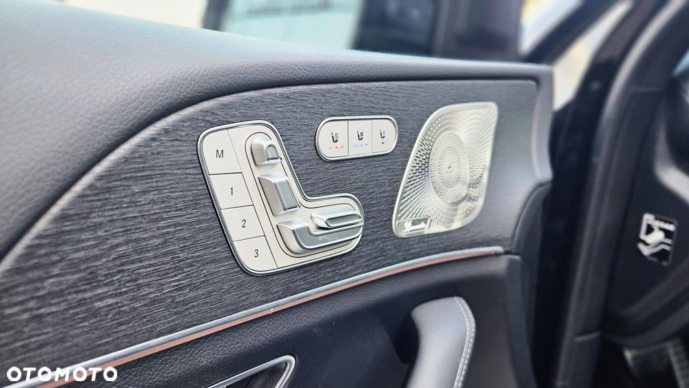 Mercedes-Benz GLE - 12