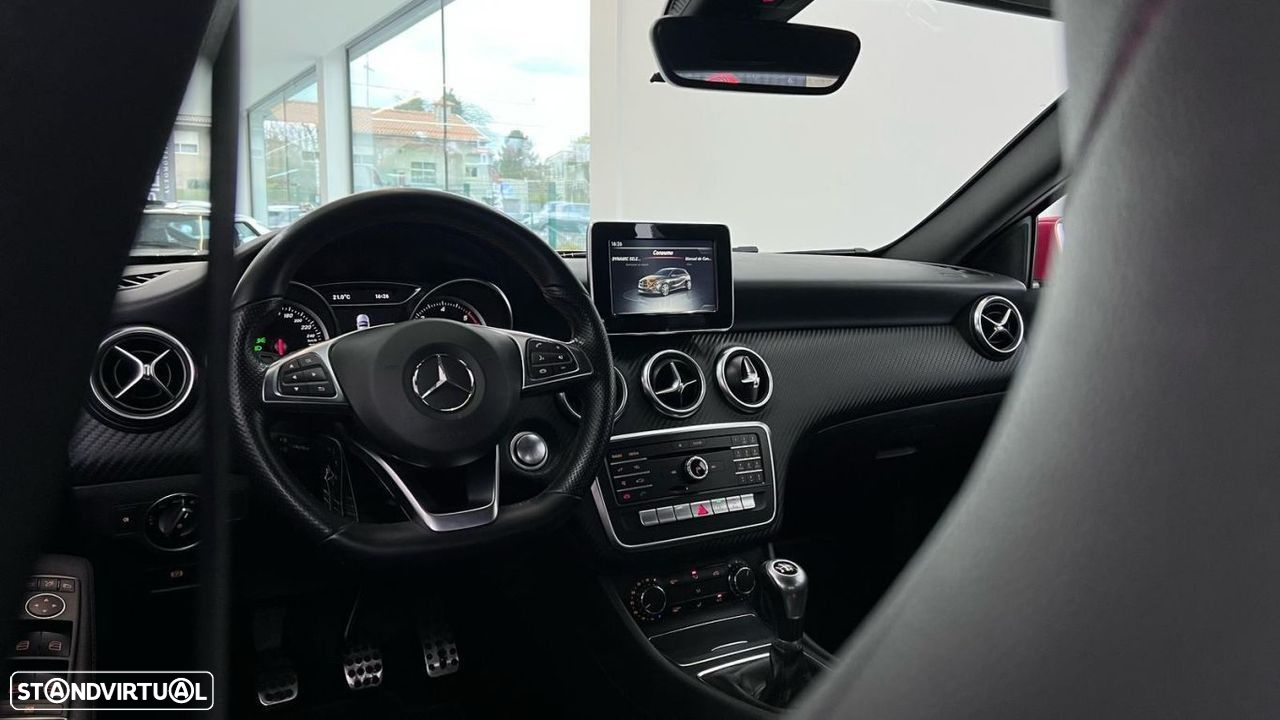 Mercedes-Benz A 200 d AMG Line - 51