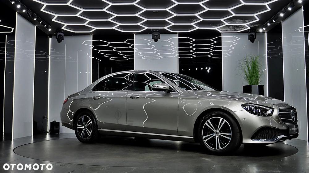 Mercedes-Benz Klasa E 220 d - 13
