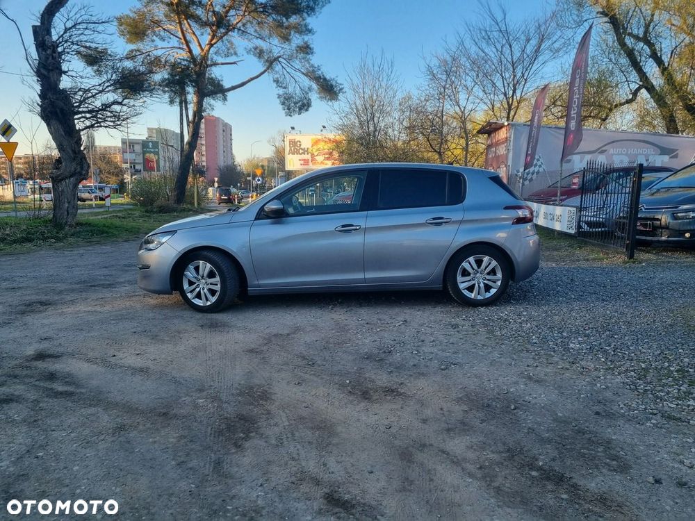 Peugeot 308 - 3