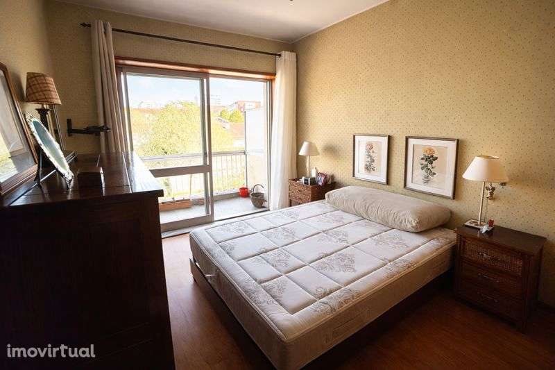 T2 excelente localização , ao lado do Bessa Hotel - Grande imagem: 4/12