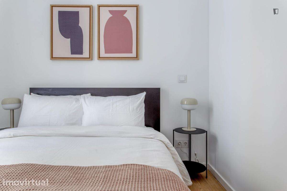 Apartamento com 1 quartos - localizado em São Bento Lisbon - Grande imagem: 5/18
