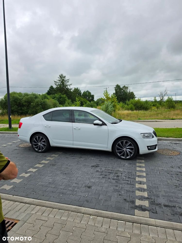 Skoda Octavia 2.0 TDI L&K DSG EU6 - 14