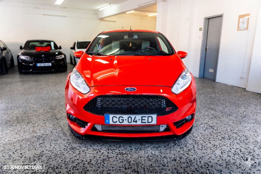 Ford Fiesta 1.6 T ST - 2