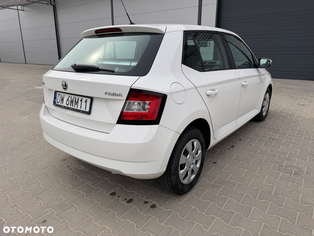 Skoda Fabia 1.2 TSI Active - 7