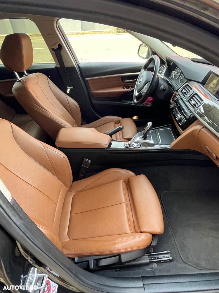 BMW Seria 3 320d Touring Aut. Luxury Line - 16