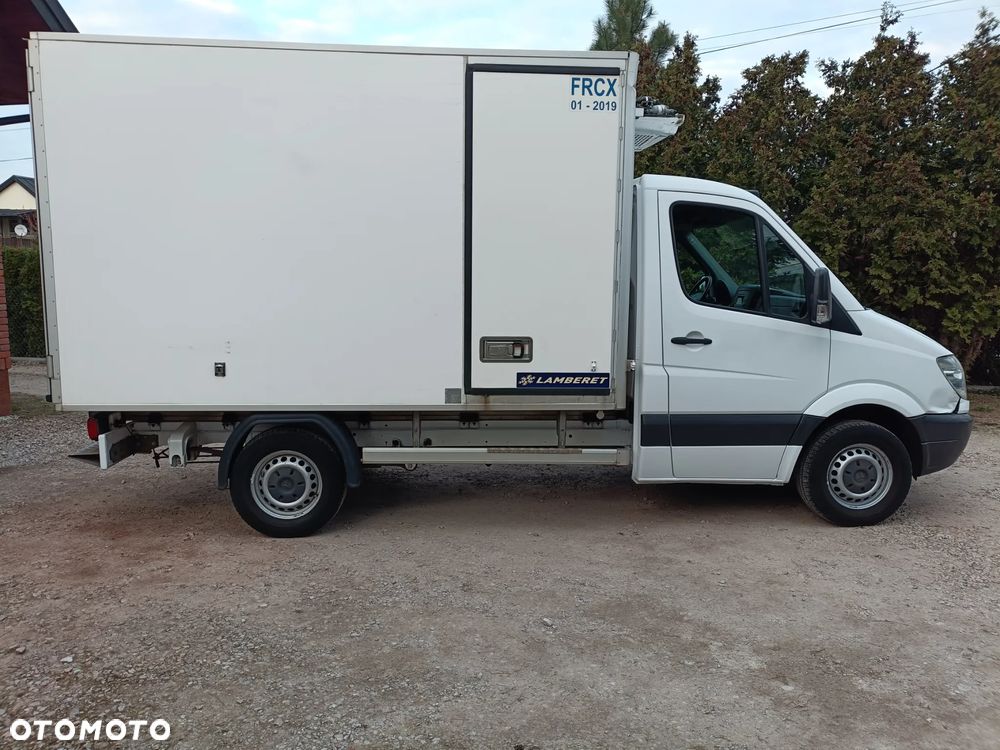 Mercedes-Benz Sprinter - 10