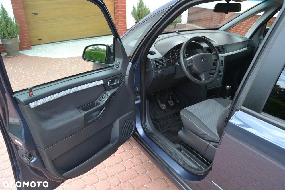 Ford Focus 1.6 TI-VCT Titanium - 23