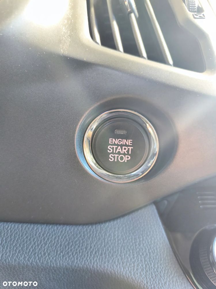 Kia Sportage - 14