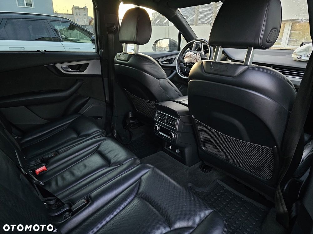 Audi SQ7 4.0 TDI Quattro Tiptronic - 17