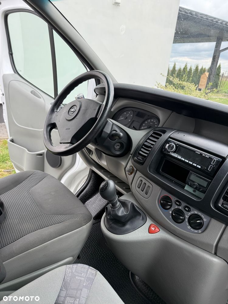 Opel Vivaro L1H1 2.7t - 4