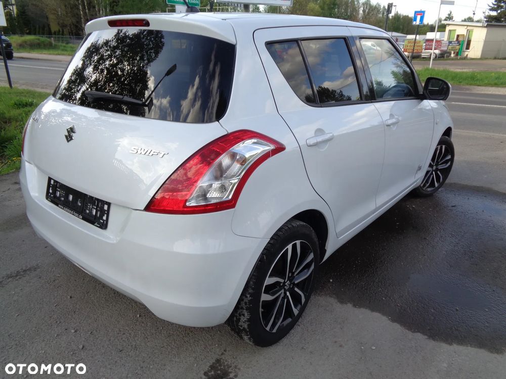 Suzuki Swift 1.2 Dualjet Comfort - 4