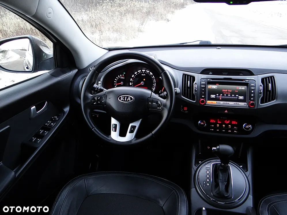 Kia Sportage 2.0 CVVT 2WD Automatik Spirit - 26