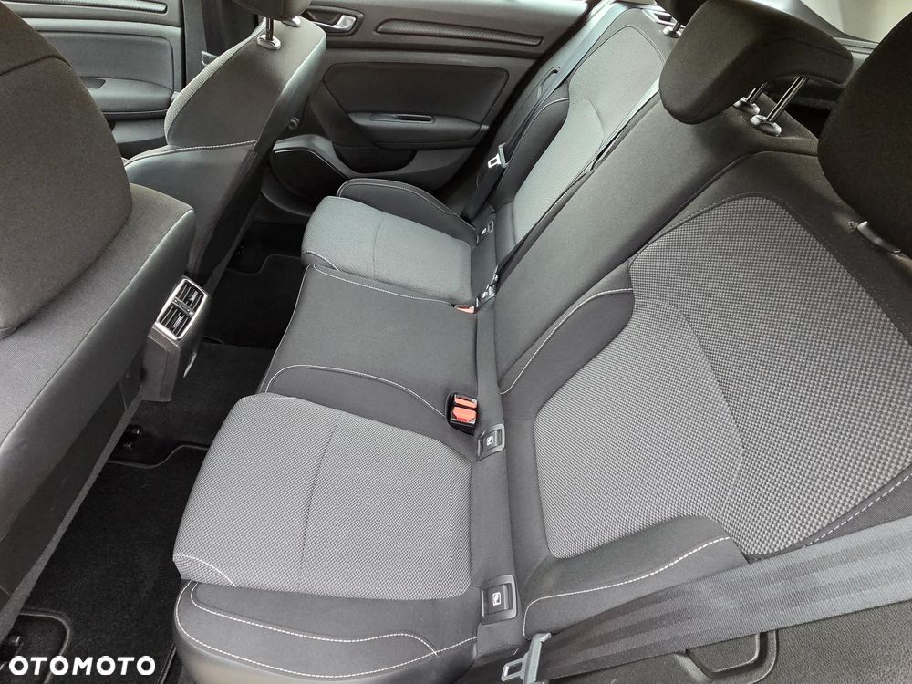 Renault Megane ENERGY TCe 100 EXPERIENCE - 27