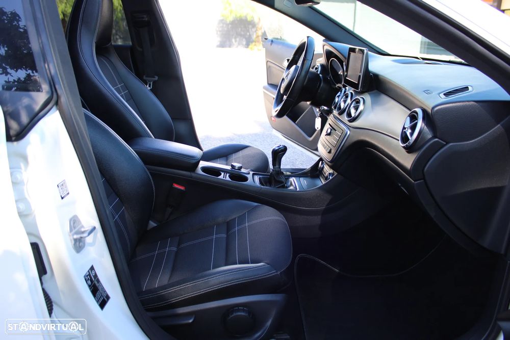 Mercedes-Benz CLA 200 d Shooting Brake Urban - 21