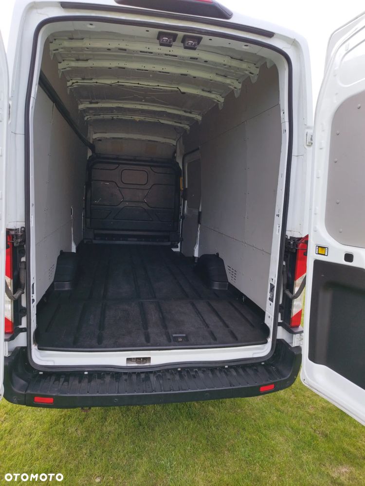 Ford Transit - 11