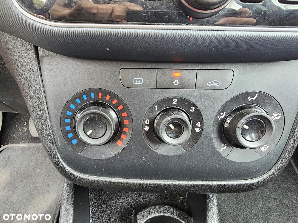 Fiat Punto Evo - 22