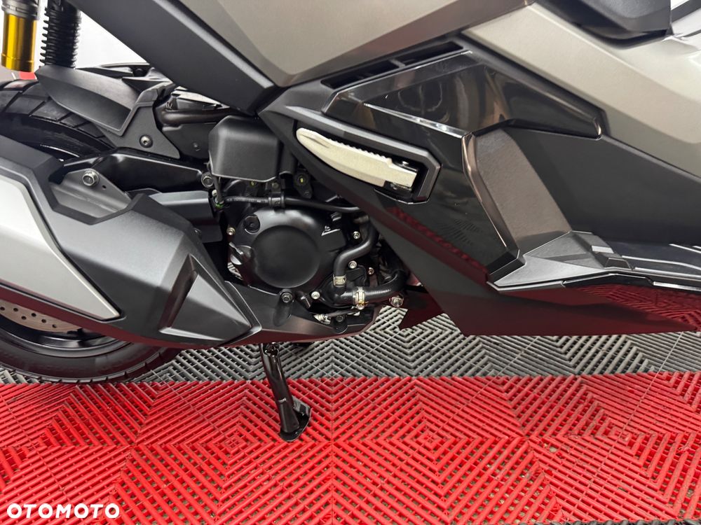 Honda ADV350 - 35