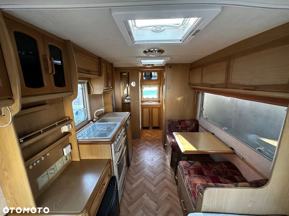 SWIFT CHALLENGER 530RT - 8