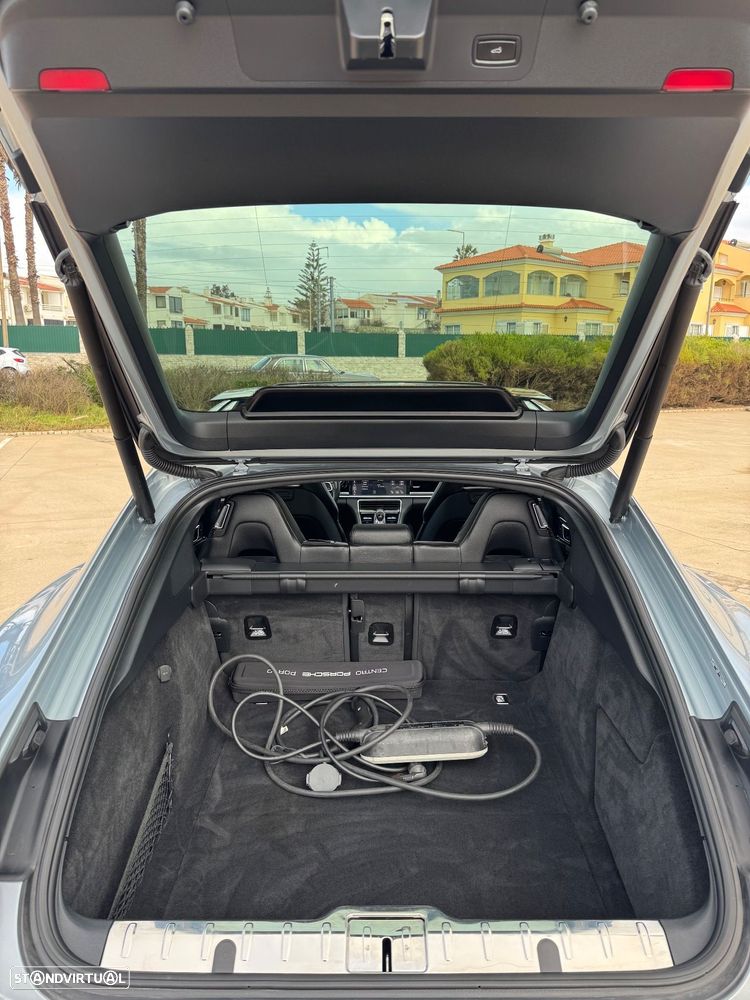 Porsche Panamera 4 E-Hybrid Platinum Edition com PDLS - 23